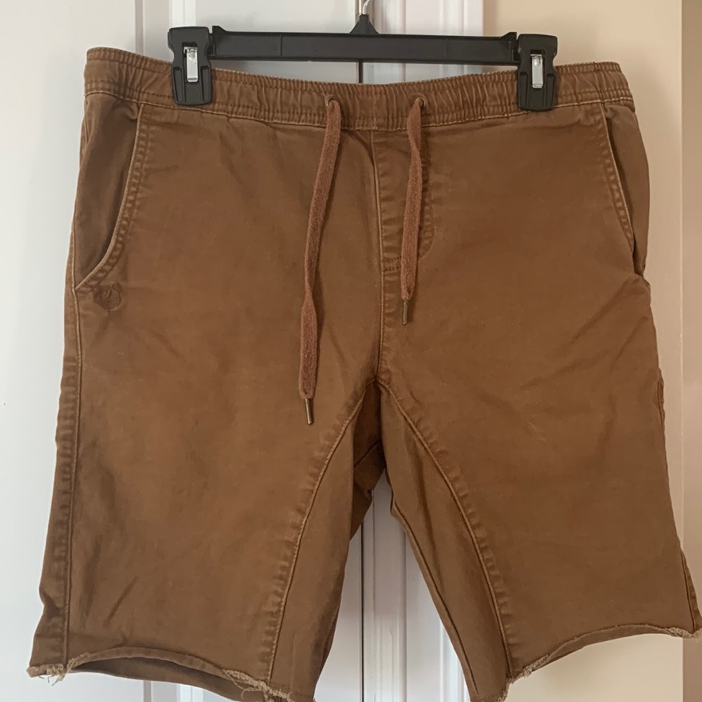 Tilly’s crash shorts